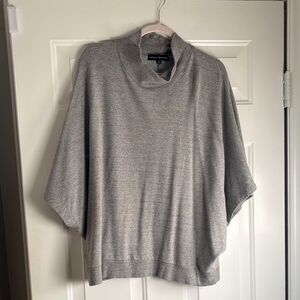 Catherine Malandrino Light Gray Short-Sleeve Knit Top